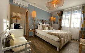 Hotel Le Neptune En Camargue